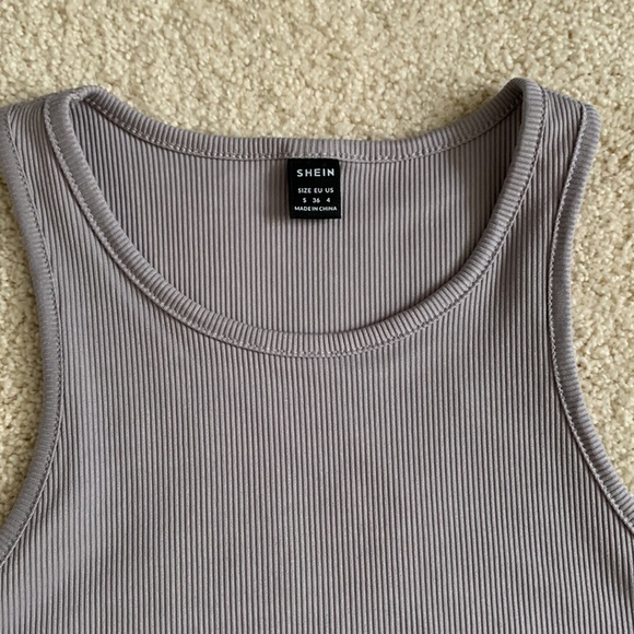 shein - cropped tank top - Picture 2 of 3